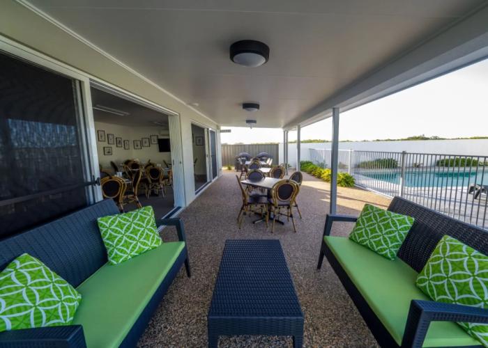 Mackay Oceanside Central Hotel
