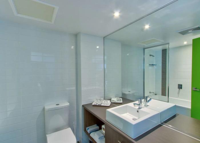 Mackay Oceanside Central Hotel