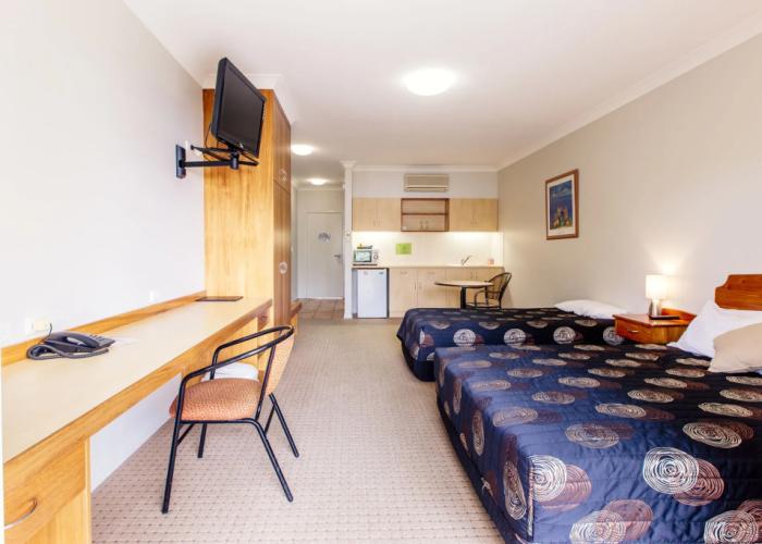Shamrock Gardens Motel