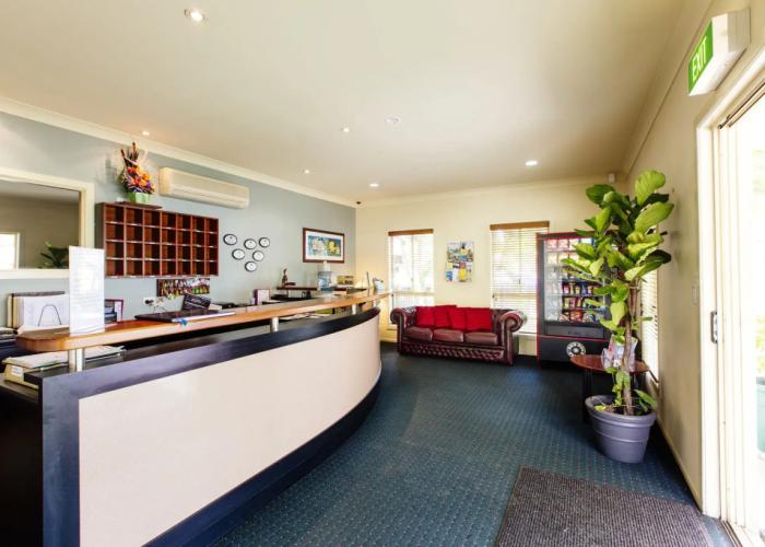 Shamrock Gardens Motel