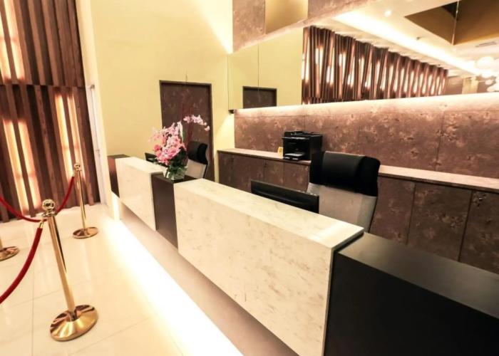 Supreme Hotel