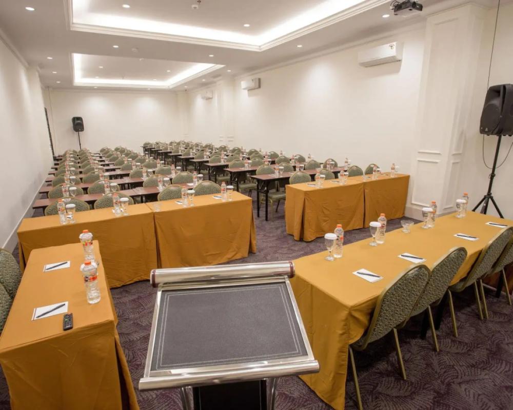 фото Same Hotel Malang