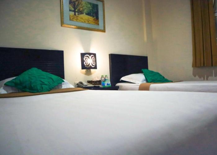 Helios Hotel