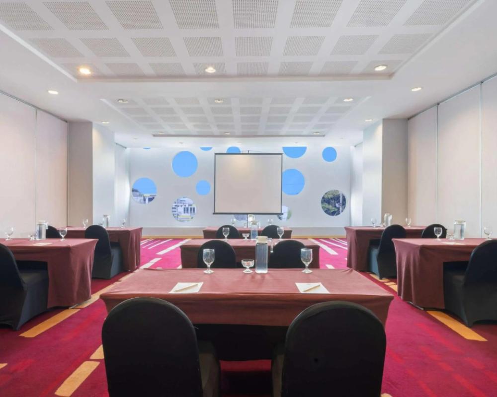 фото Ibis Styles Malang