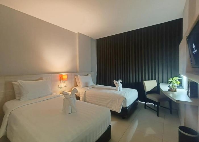 Grand Cakra Hotel