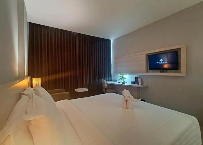 Grand Cakra Hotel