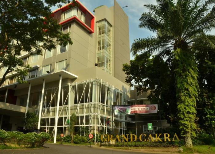 Grand Cakra Hotel