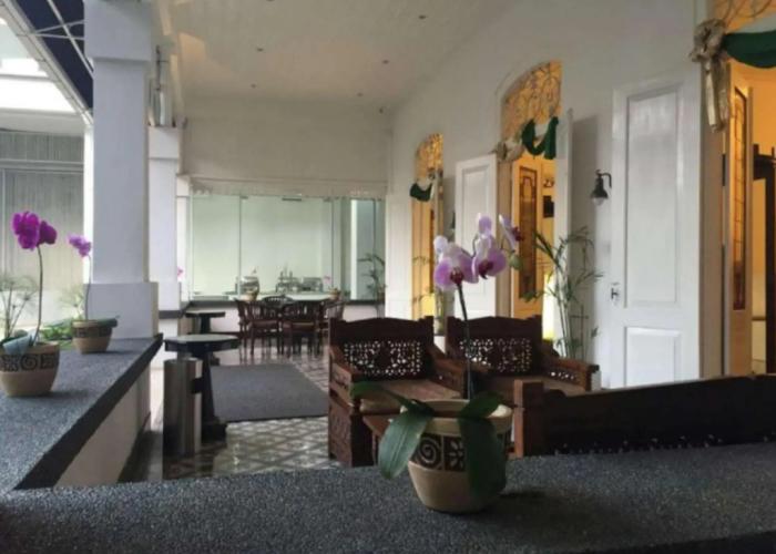Alimar Hotel
