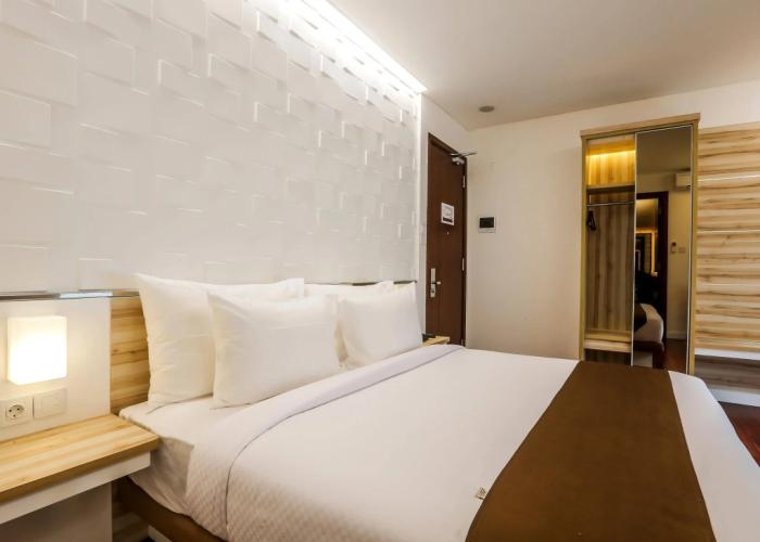 Alimar Hotel