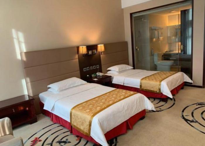 Baotou Mulong Hotel (Baotou Railway Station University of Science and Technology)