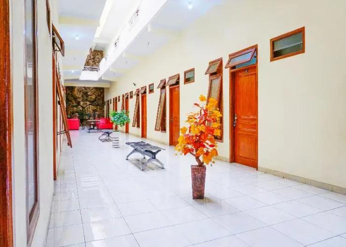 Super OYO Flagship 90723 Berlima Guest House Syariah