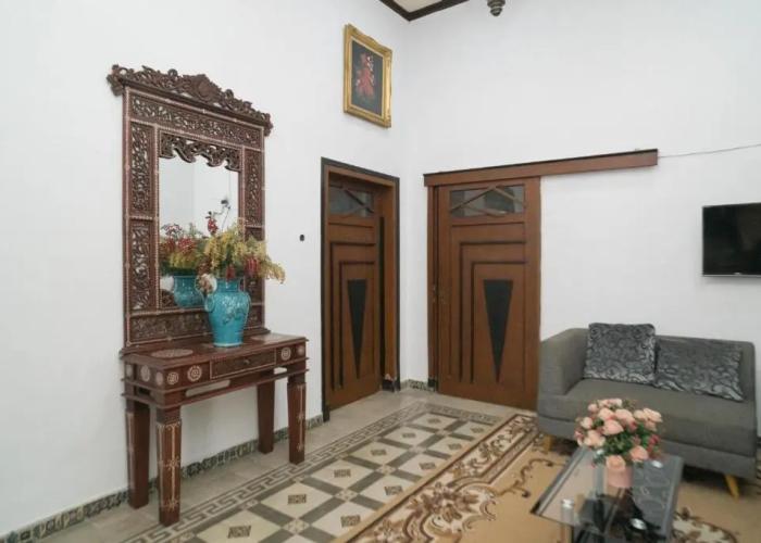 Urbanview Hotel Griya Surya Malang by RedDoorz