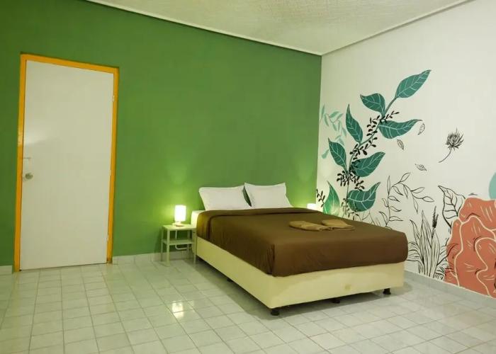 Snooze Hostel Malang