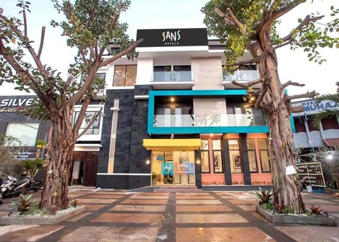 Sans Hotel Fif Fa Premiere Malang