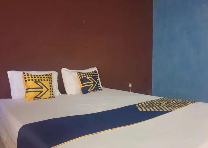 OYO Life  92842 Homestay Balearjosari
