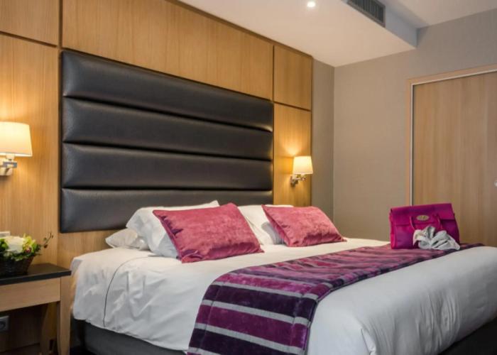 Hotel Bristol