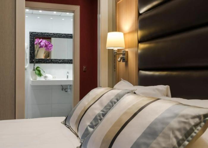 Hotel Bristol