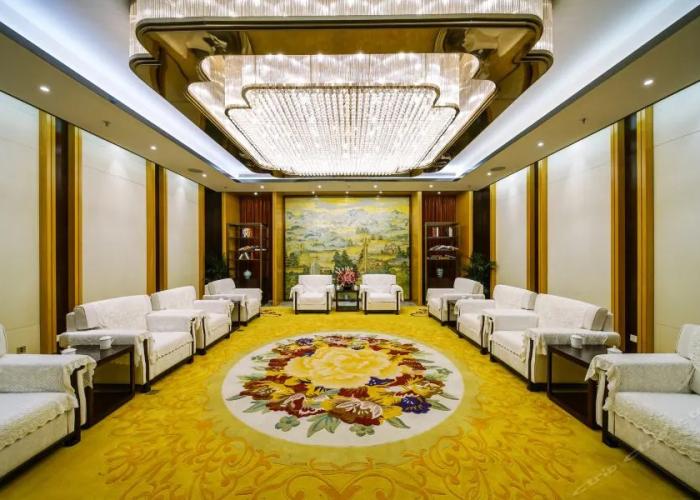 Qingshan Hotel Baotou（Yingbin Building）