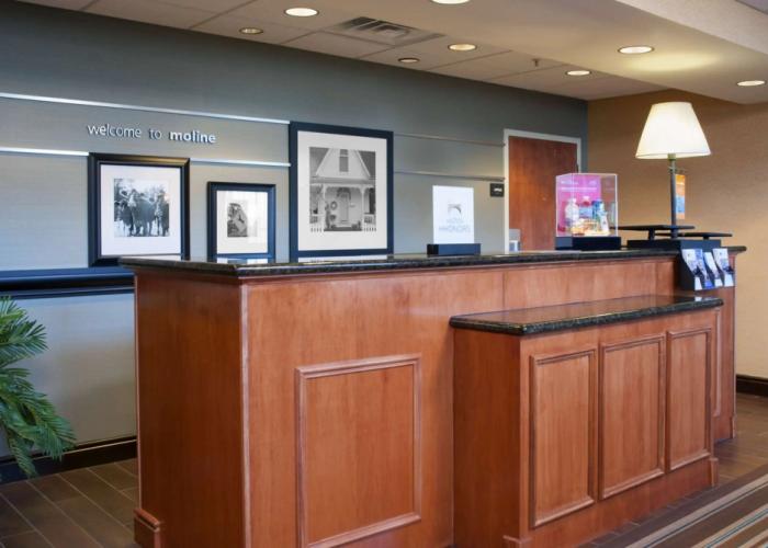 Hampton Inn & Suites Moline-Quad City Int'l Aprt