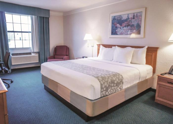 La Quinta Inn by Wyndham Moline Airport