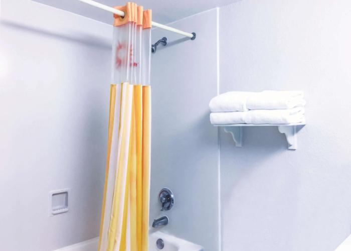 La Quinta Inn by Wyndham Moline Airport