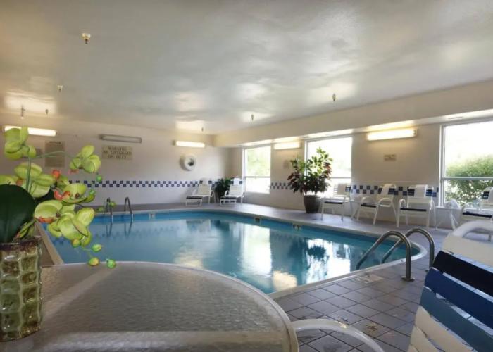 Spark by Hilton Moline Quad Cities