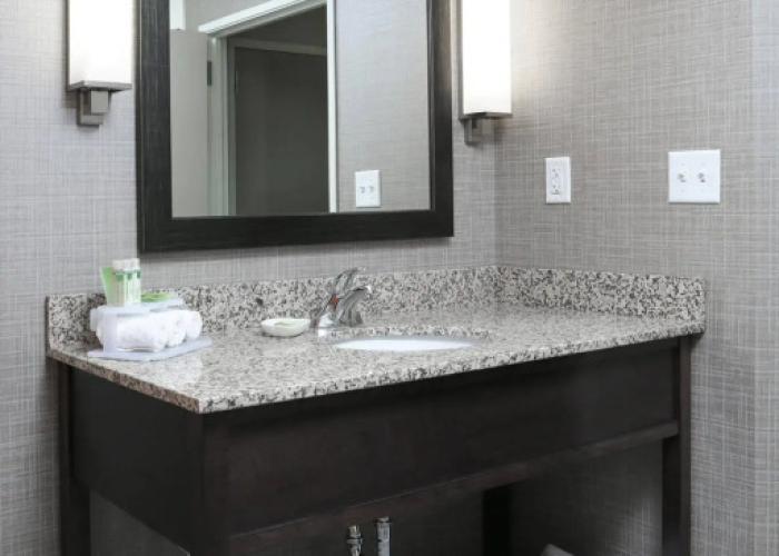 Holiday Inn Express Moline - Quad Cities Area by IHG