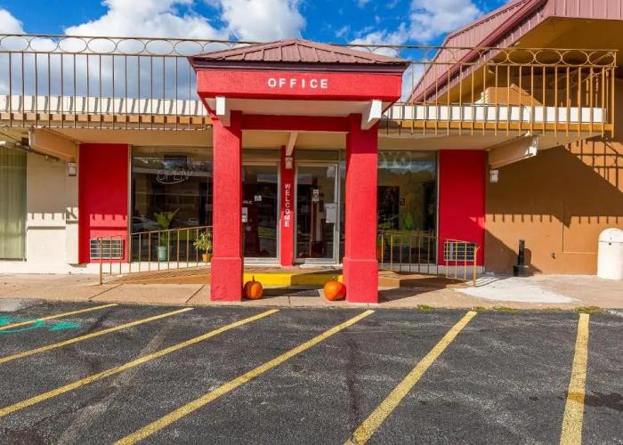 Americas Best Value Inn Moline