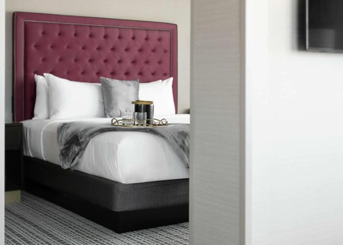 The Axis Moline Hotel, Tapestry Collection by Hilton