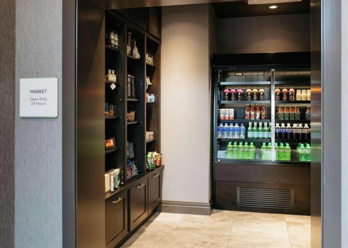 The Axis Moline Hotel, Tapestry Collection by Hilton