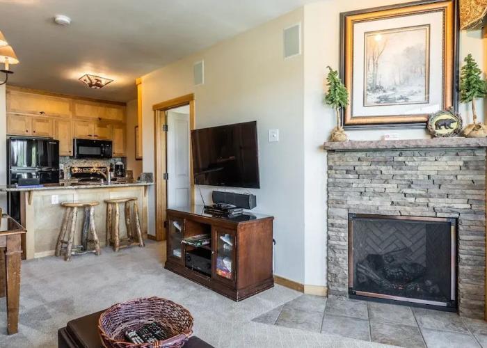 Juniper Springs Lodge by Mammoth Five Star