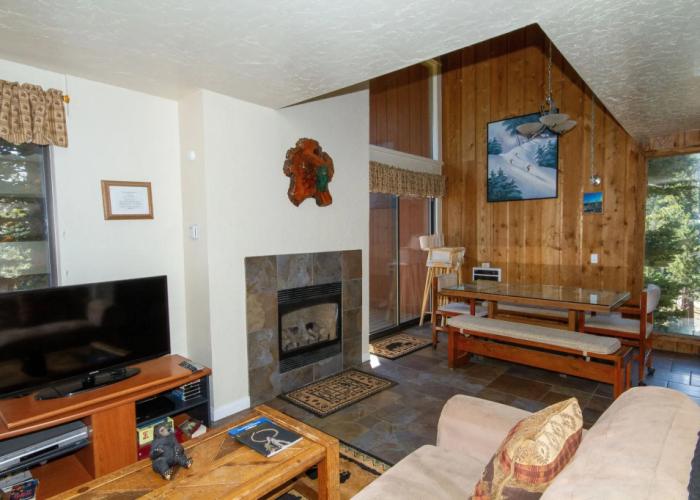 Mammoth Ski & Racquet Club