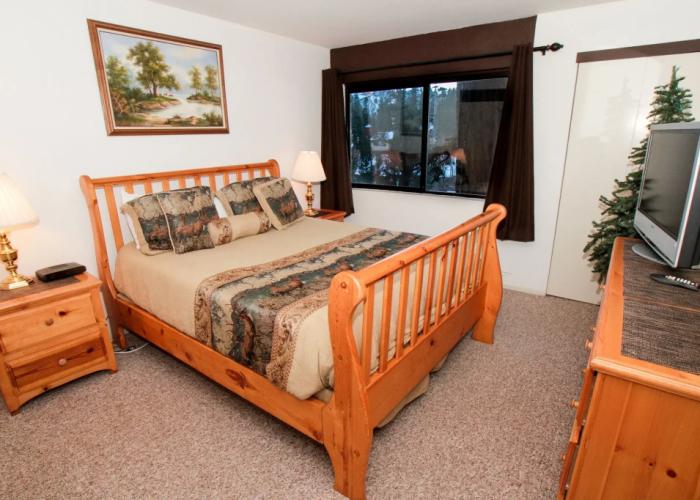 Mammoth Ski & Racquet Club