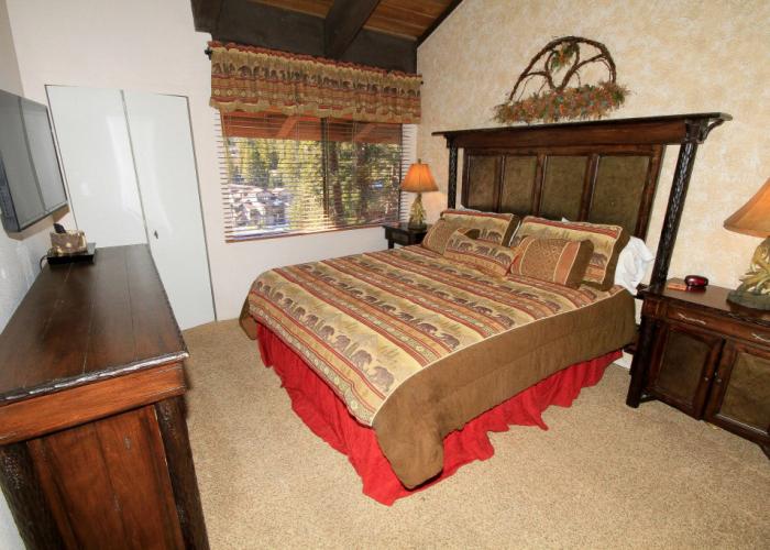 Mammoth Ski & Racquet Club