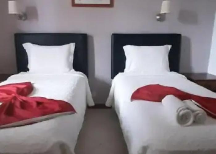 Room in Guest Room - Deluxe Double Room With Balcony in Vila do Maio