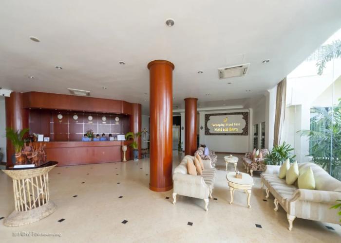 Mawlamyaing Strand Hotel