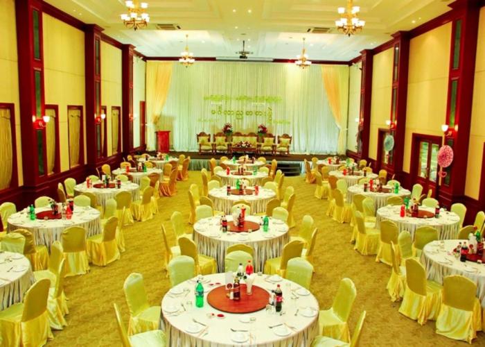 Mawlamyaing Strand Hotel
