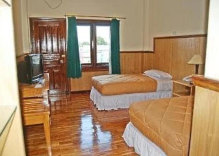 Sylvia Hotel Maumere