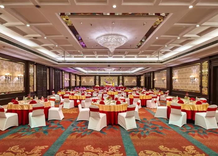 MAYFAIR Convention