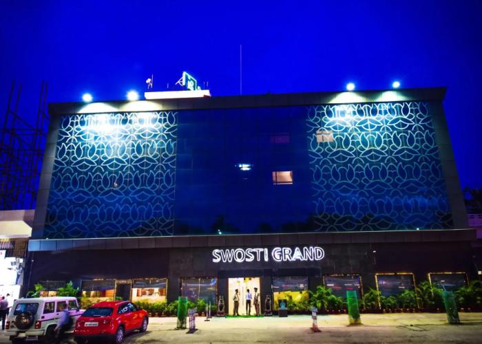 Hotel Swosti Grand