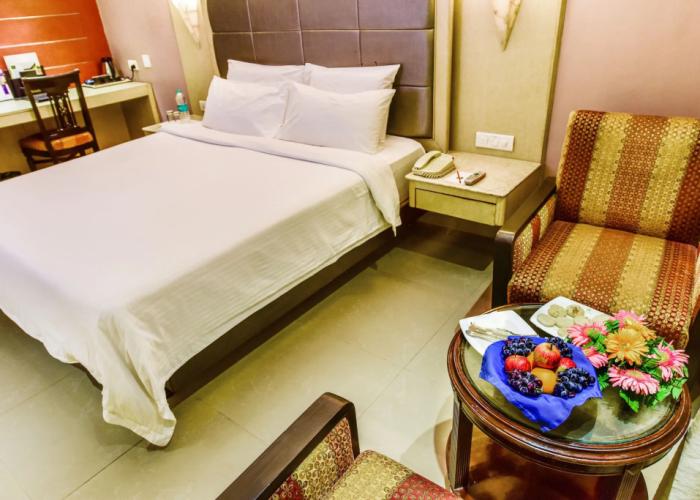 Hotel Swosti Grand
