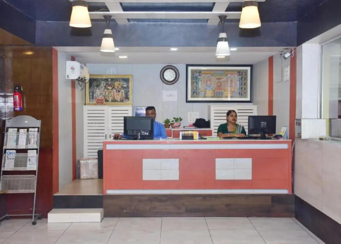 Hotel Arya Palace