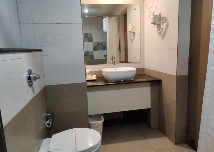 Hotel Pushpak