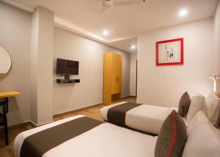 OYO Townhouse 235 Swain Heritage