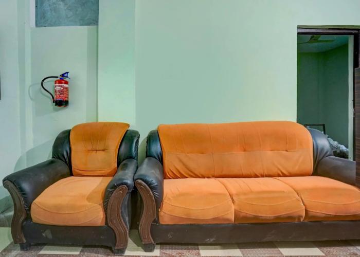 OYO 46648 Avisi Residency