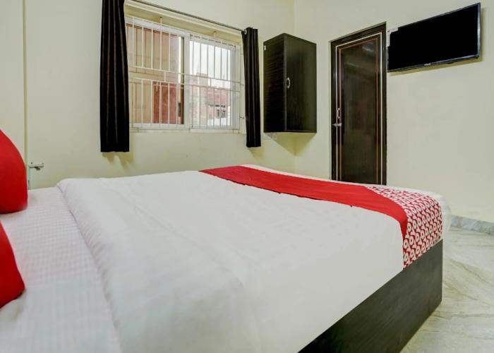 OYO 46648 Avisi Residency