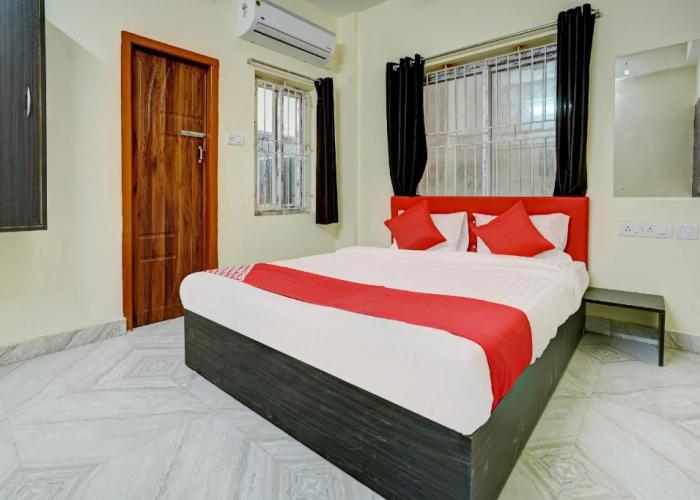 OYO 46648 Avisi Residency