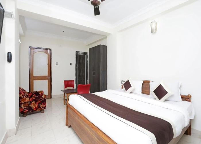 OYO 11631 Sai Sagar Residency
