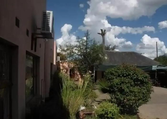 Liya Guest Lodge