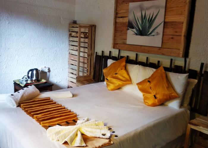 Elephant Trail Guesthouse and Backpackers Hostel